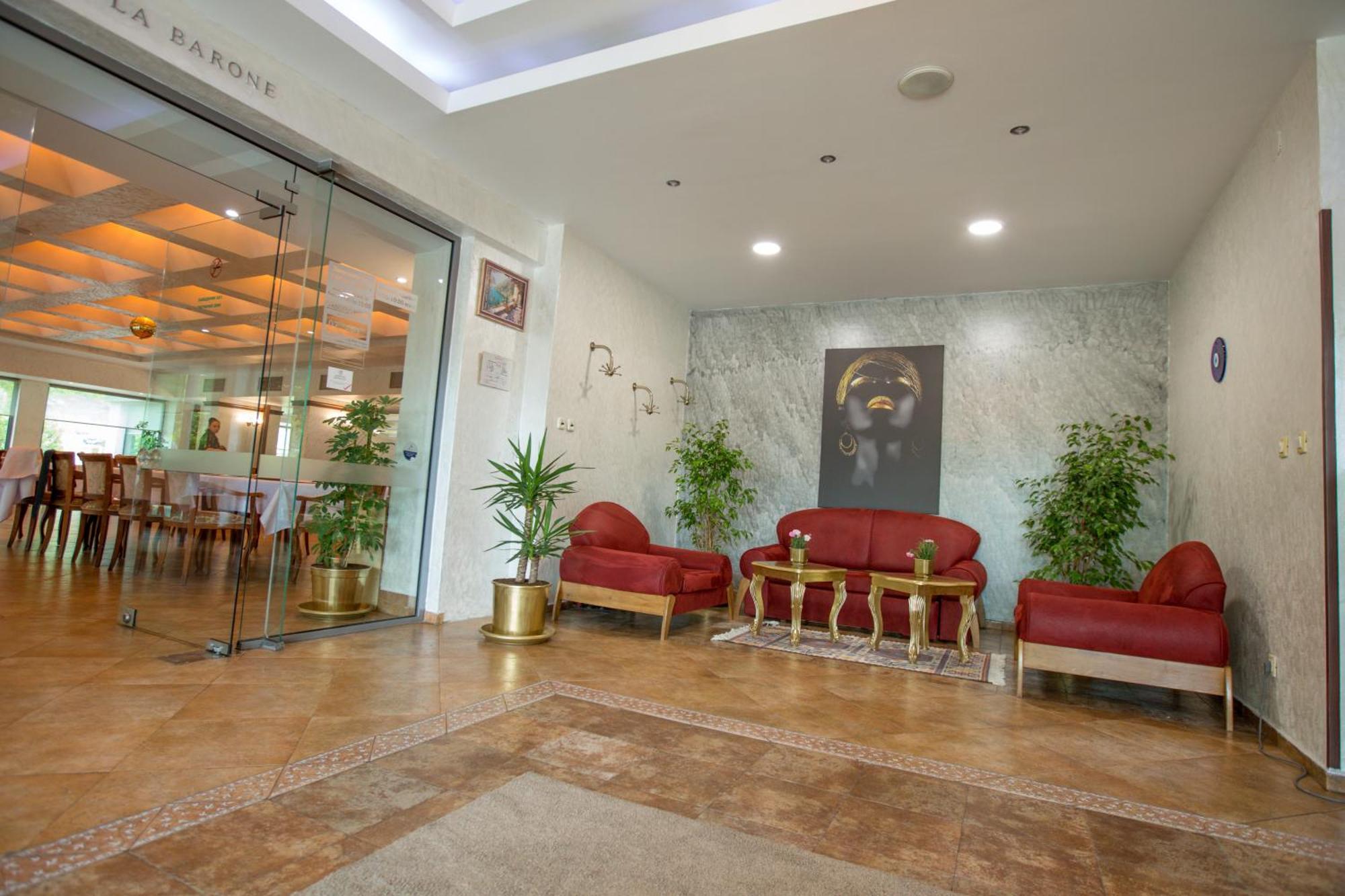 Terra Europe Brontes Hotel Targóvishte Exterior foto